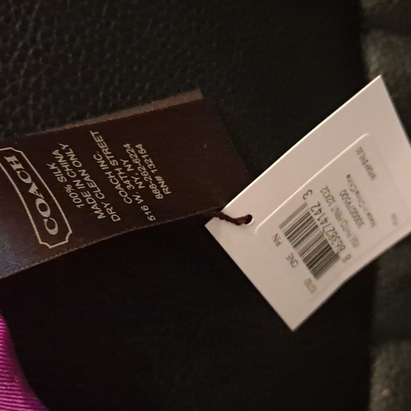 Coach Rose print 32×32 - Picture 2 of 2